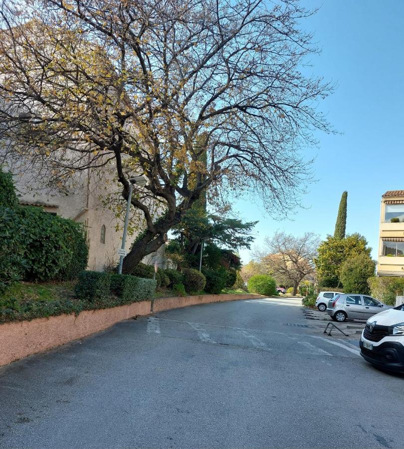 Les Roches Bleues Apartment Le Pradet Exterior photo